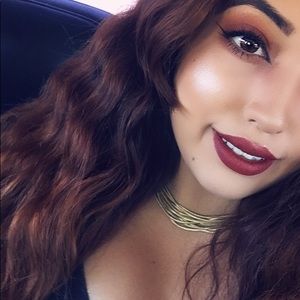 Meet your Posher, Mayra